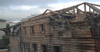 Демонтаж деревянных конструкций в Лянторе - расценки от 1055 рублей - Сварной-Лнт
