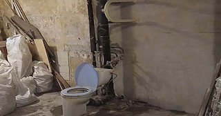 Демонтаж сантехкабины в панельном доме - цена от 1055 рублей | Сварной-Лнт